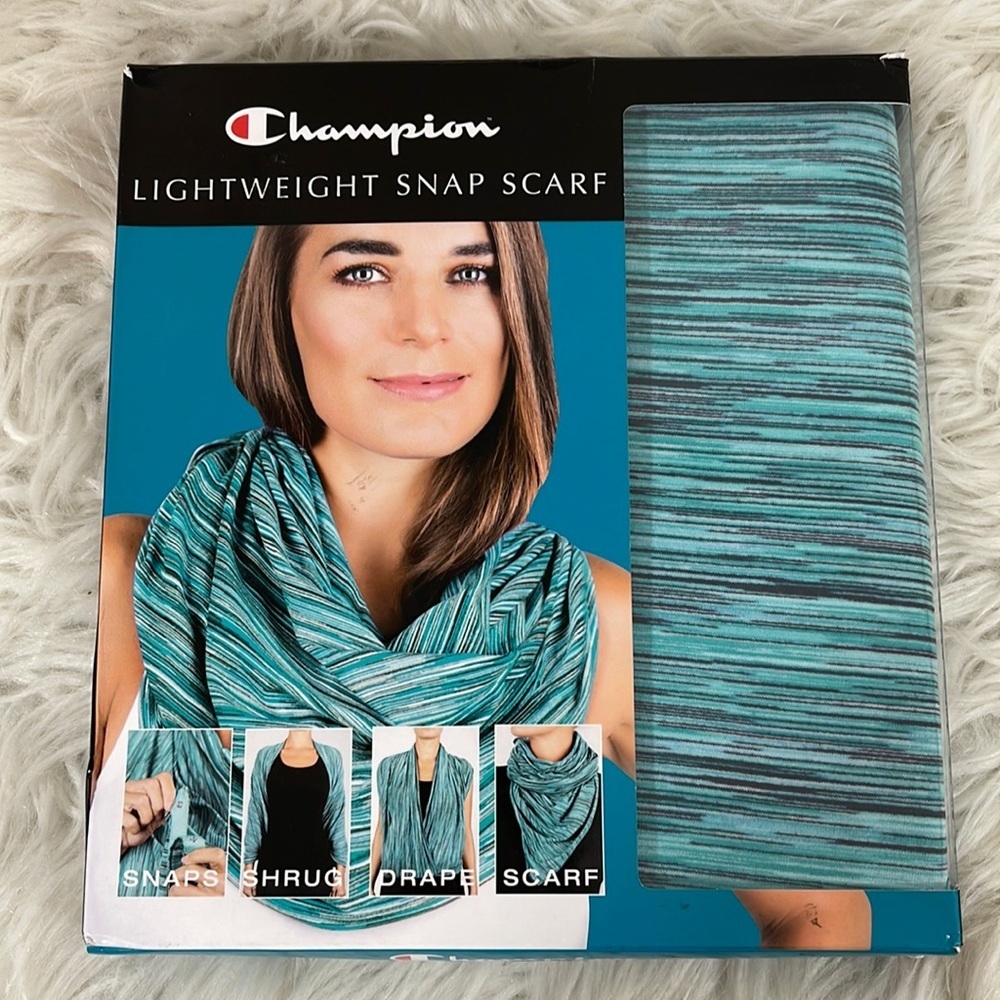 CHAMPION CONVERTIBLE LIGHTWEIGHT SNAP SCARF WEAR MULTIPLE WAYS NEW